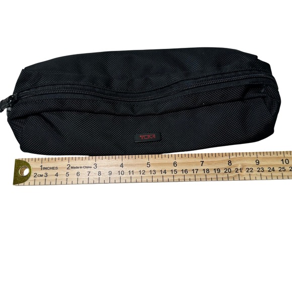 Tumi Ballistic Black Nylon Electronic Cord Travel Pouch Organizer Zip Closure - Picture 2 of 8